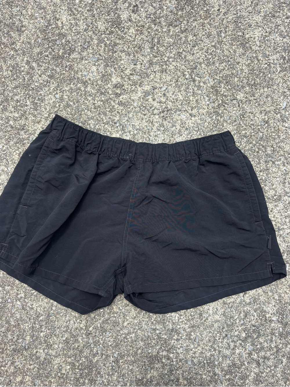 Patagonia Black Women's large Elastic-Waist Shorts